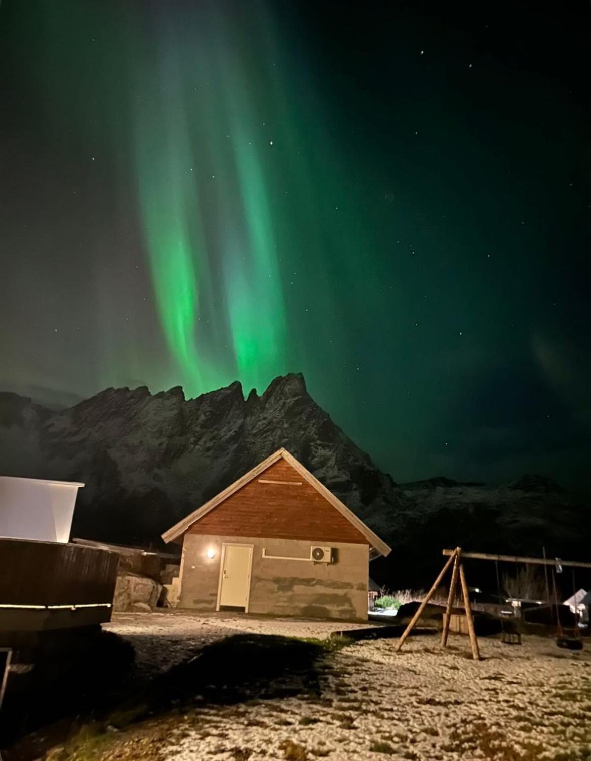 Leilighet Ballstad Exterior foto